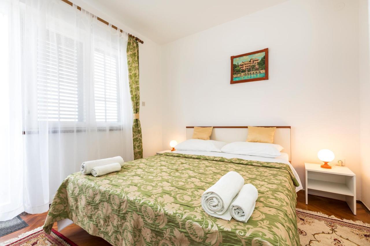 Apartment Muzic Mali Lošinj Eksteriør bilde