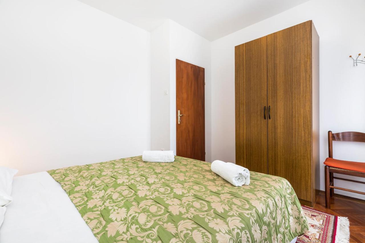 Apartment Muzic Mali Lošinj Eksteriør bilde