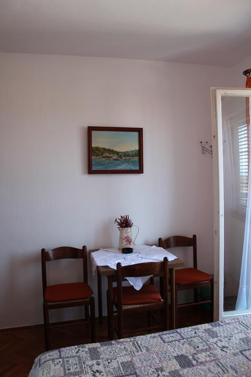 Apartment Muzic Mali Lošinj Rom bilde