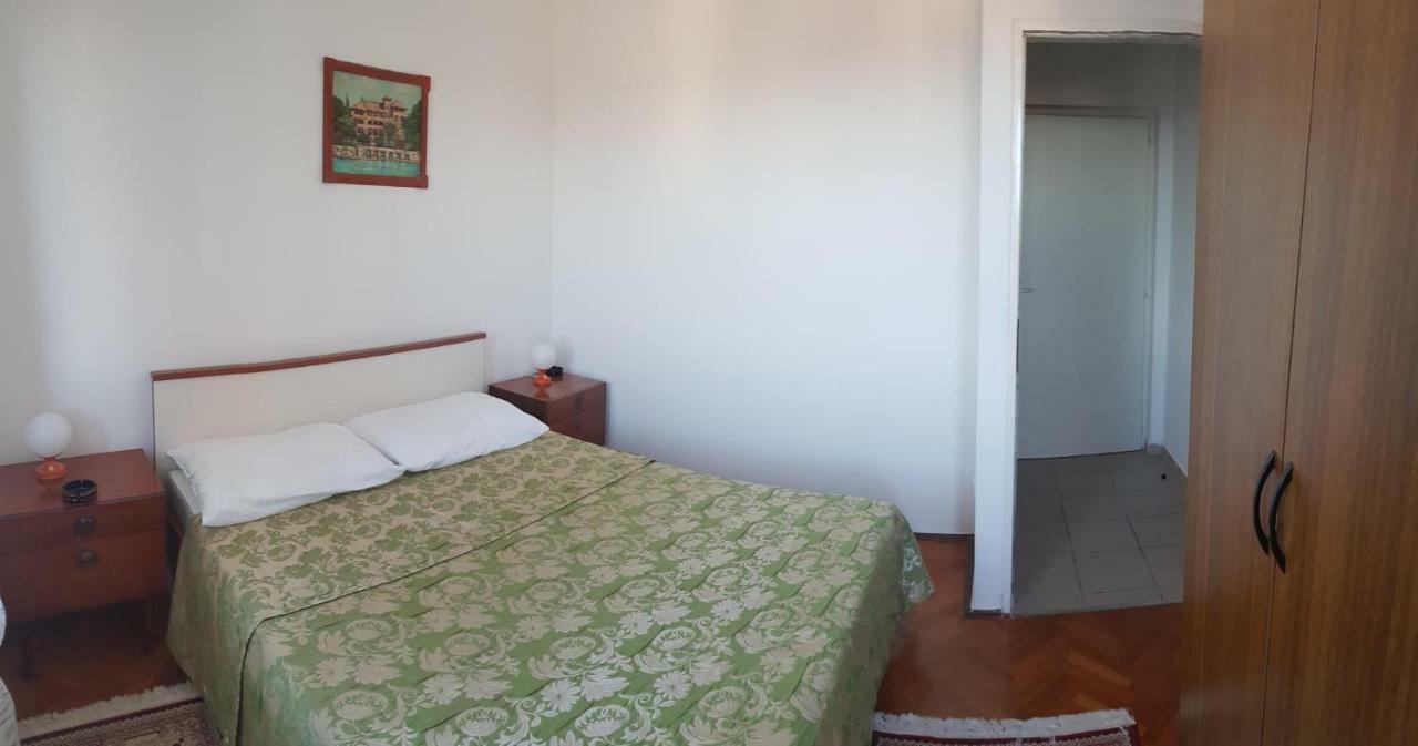 Apartment Muzic Mali Lošinj Eksteriør bilde