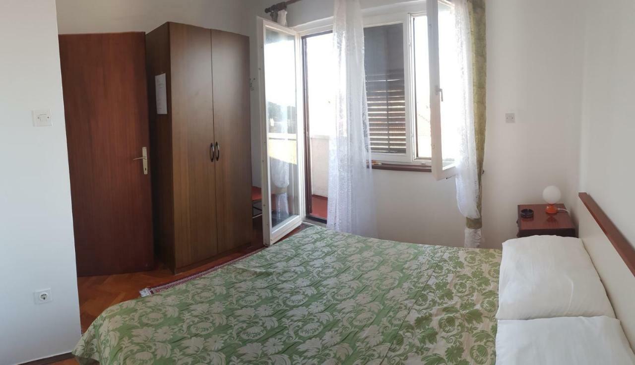 Apartment Muzic Mali Lošinj Eksteriør bilde